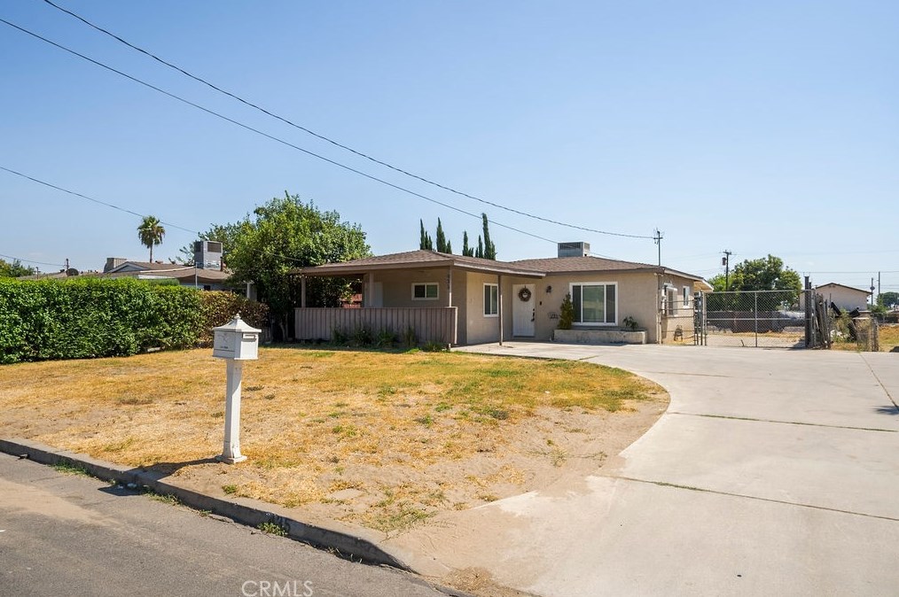 435 Allen St, Rialto, CA 92376