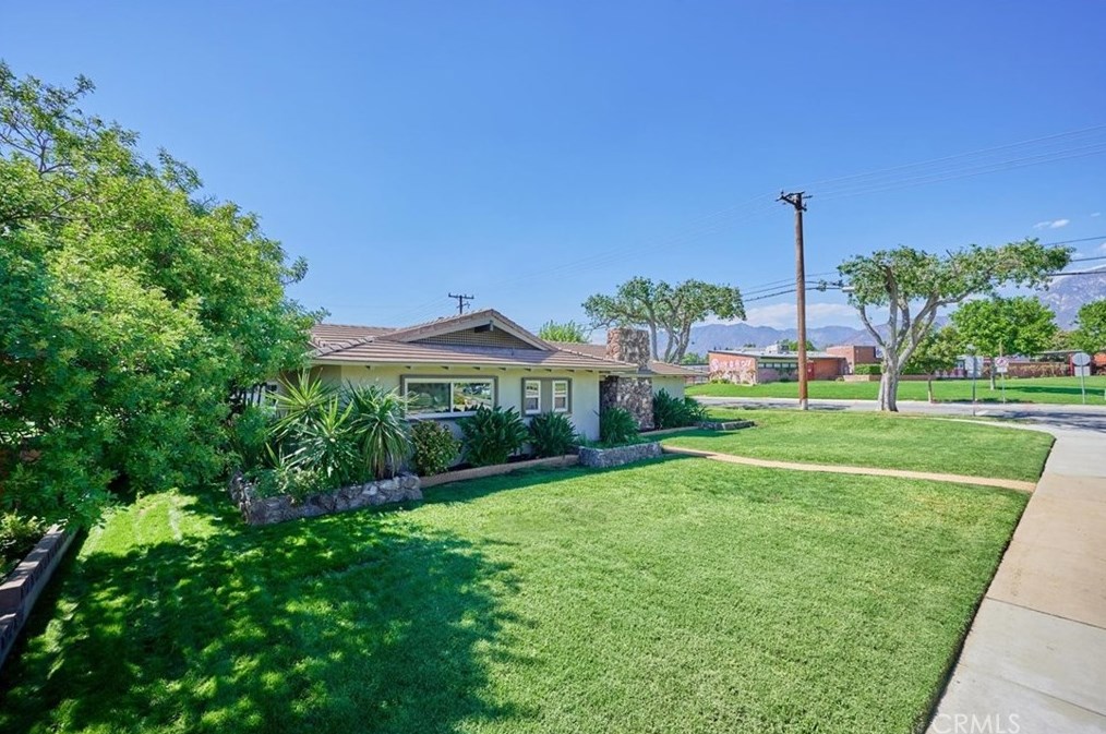 1395 N Shelley Ave, Upland, CA 91786