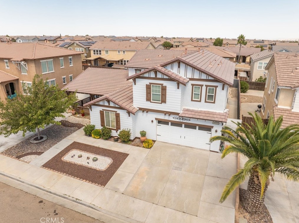 13232 Mammoth St, Hesperia, CA 92344