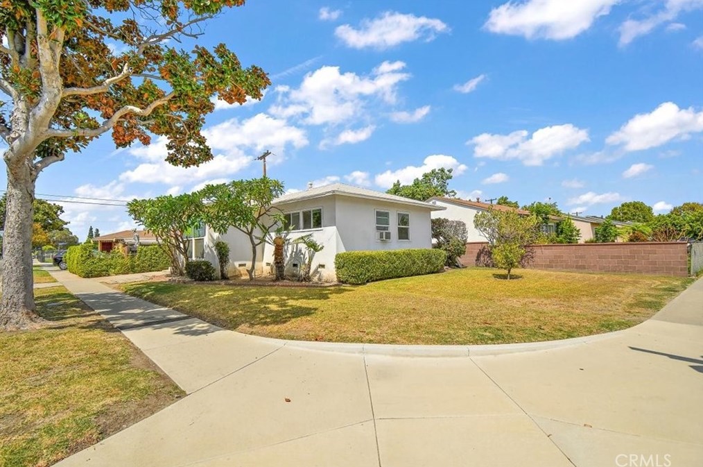 11511 Rivera Rd, Santa Fe Springs, CA 90606