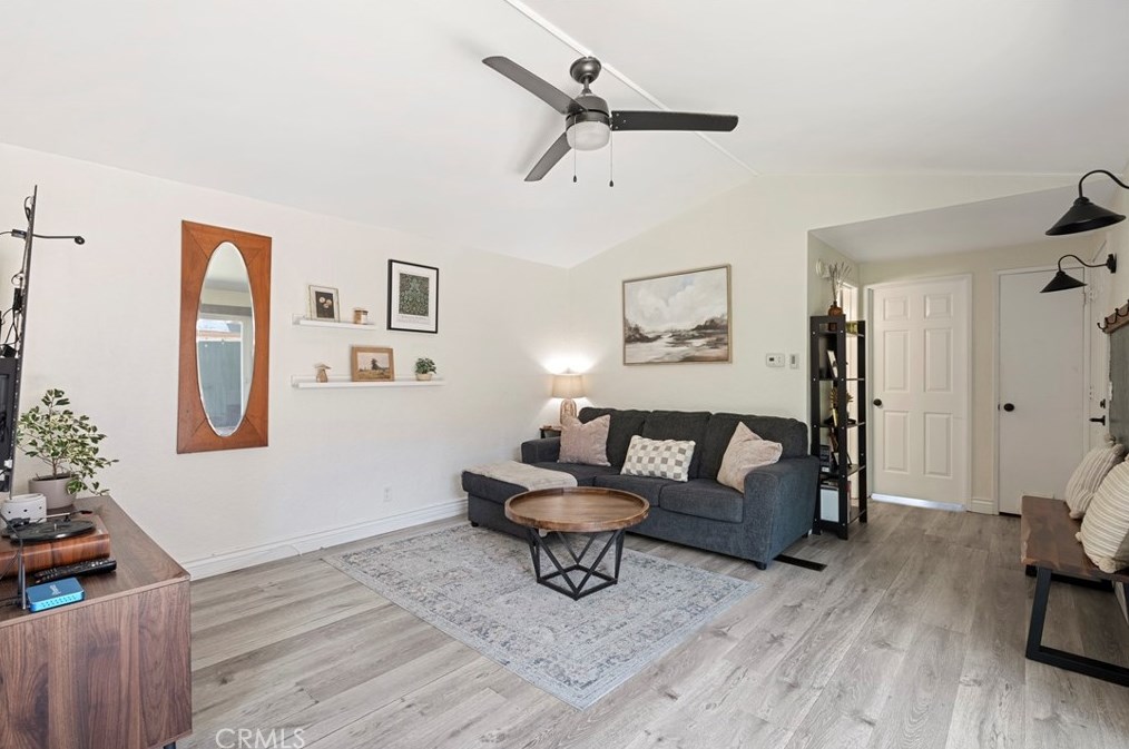 1574 Club Dr, Pomona, CA 91768