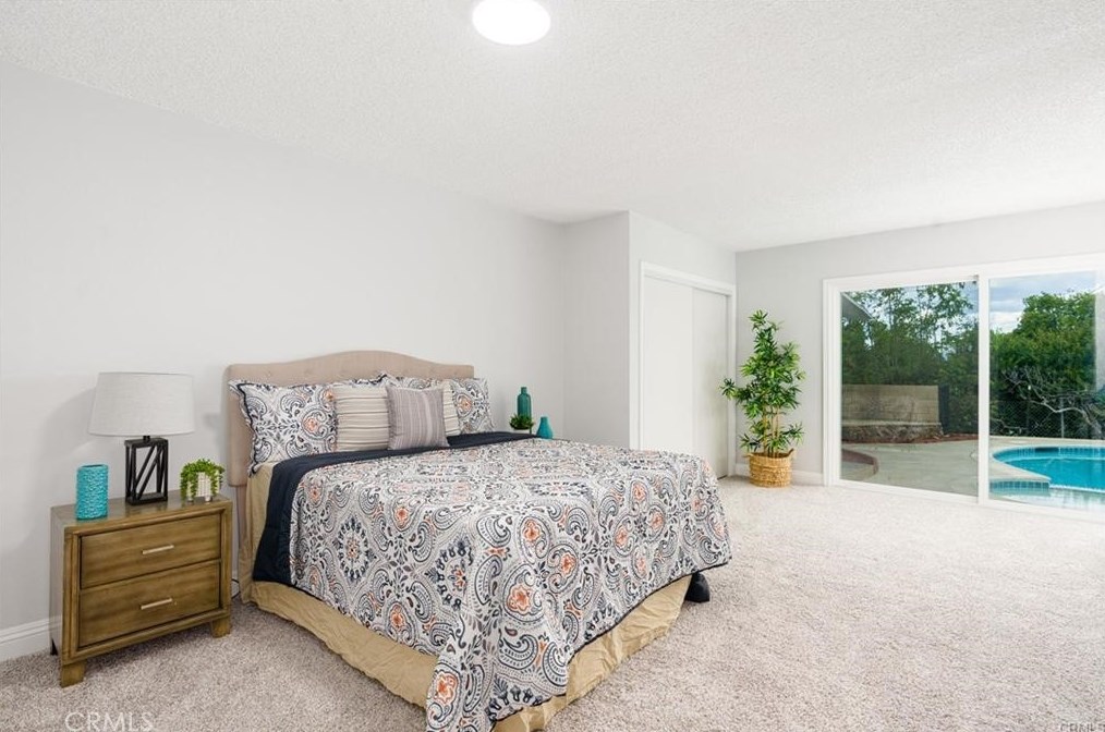 1605 Via Vis Dr, Riverside CA  92506-5321 exterior