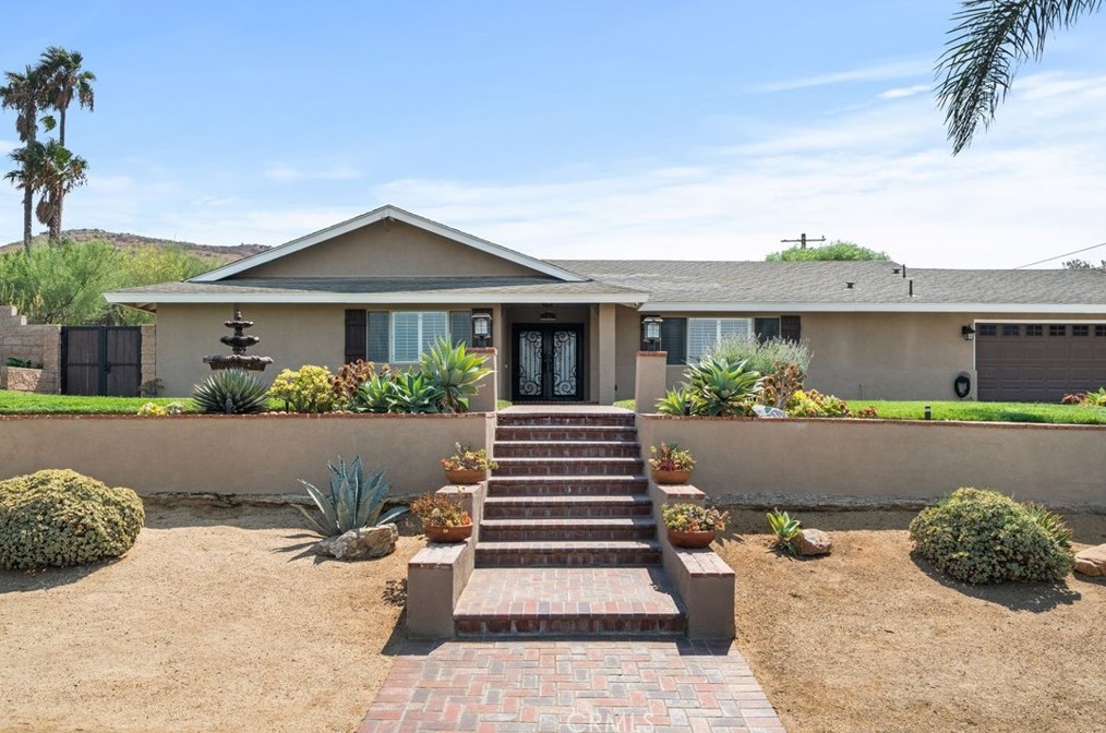 2140 Sixth St, Norco, CA 92860