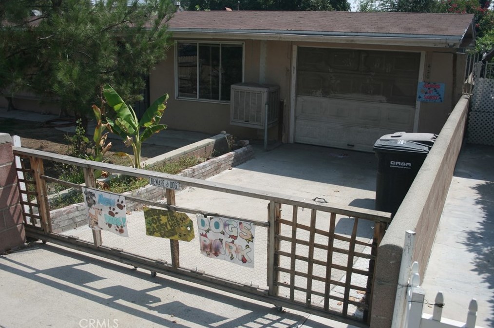 420 W D St, Colton, CA 92324