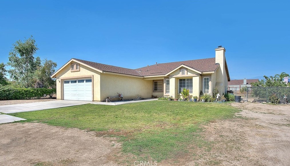 521 Fur St, Colton, CA 92324