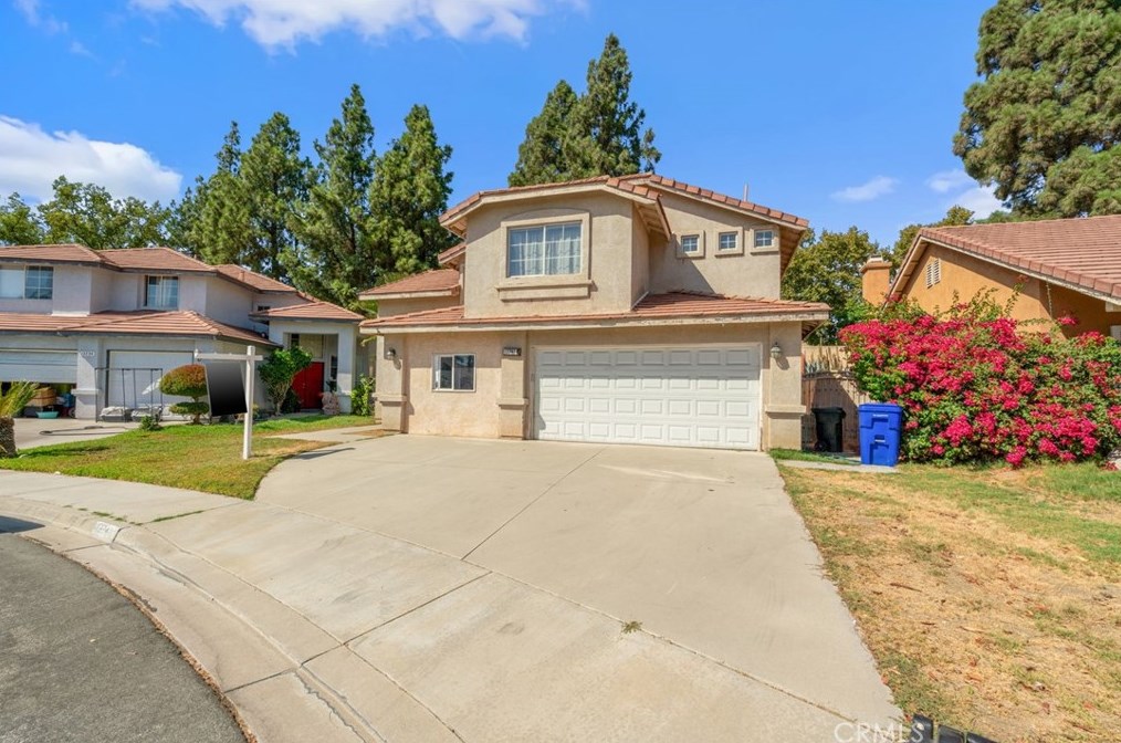 13740 Hillcrest Dr, Fontana, CA 92337