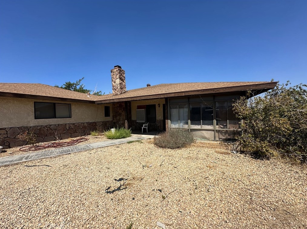 18676 Atlantic St, Hesperia, CA 92345