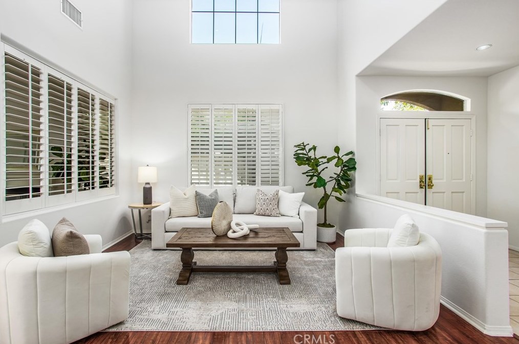 12864 Maxwell Dr, Tustin, CA 92782