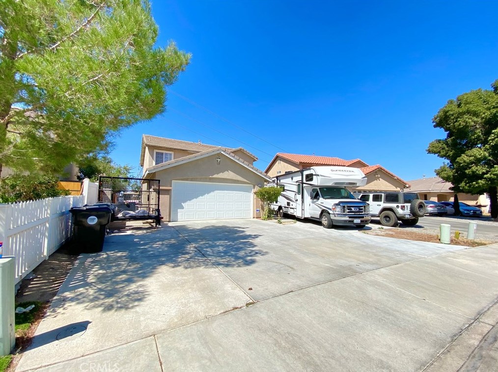 14718 Queen Valley Rd, Victorville, CA 92394