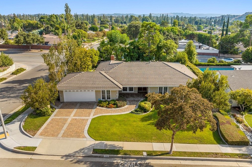 2036 Cumberland Rd, Glendora, CA 91741