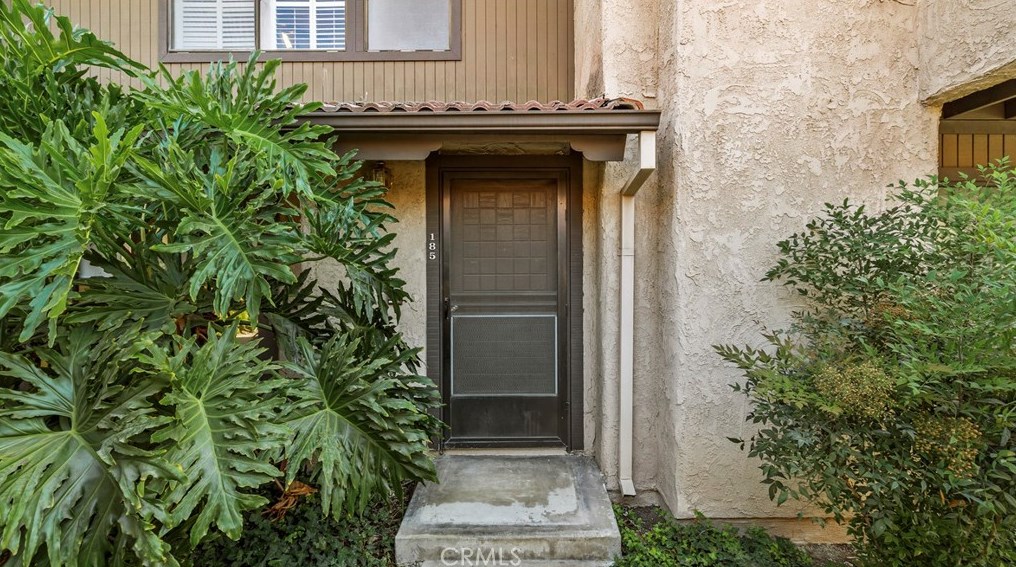 185 S Hollenbeck Ave, Covina, CA 91723