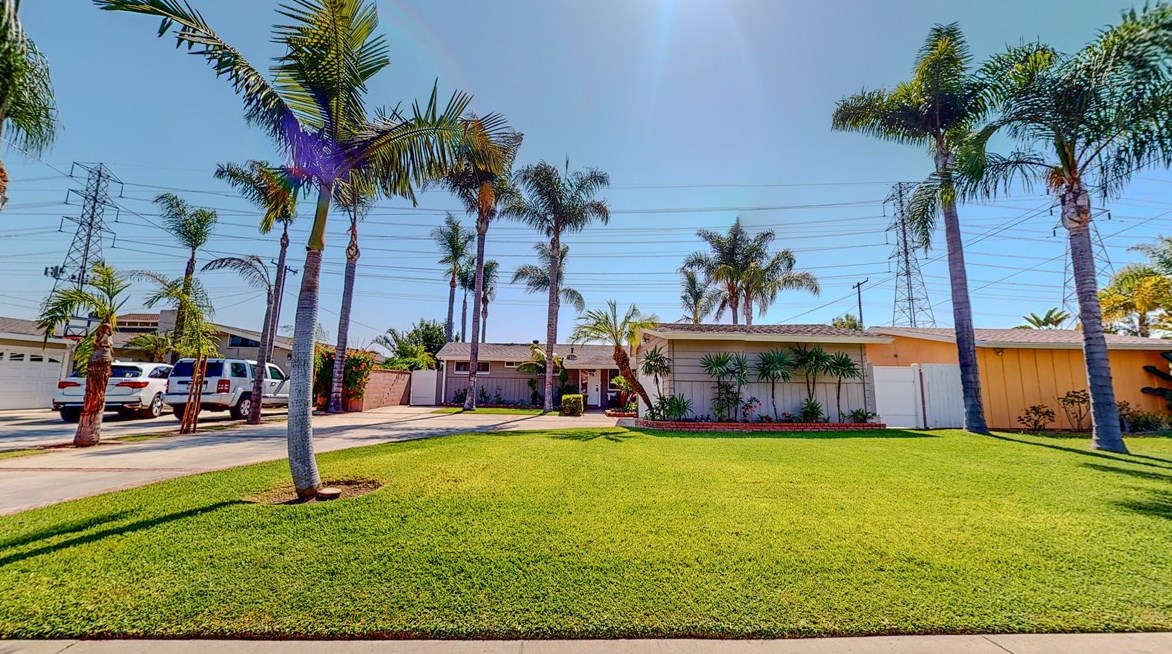 9902 Pacific Ave, Anaheim, CA 92804