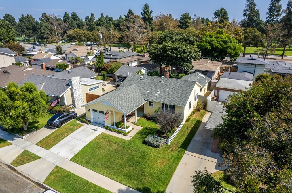 2524 Petaluma Ave, Long Beach, CA 90815