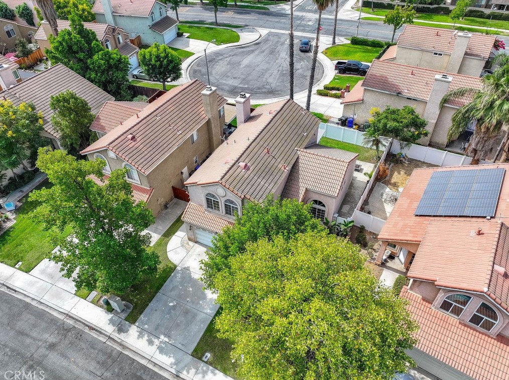 13567 Brandon Ct, Fontana CA  exterior