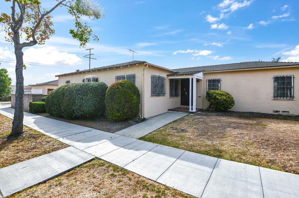 3656 Walnut Ave, Long Beach, CA 90807