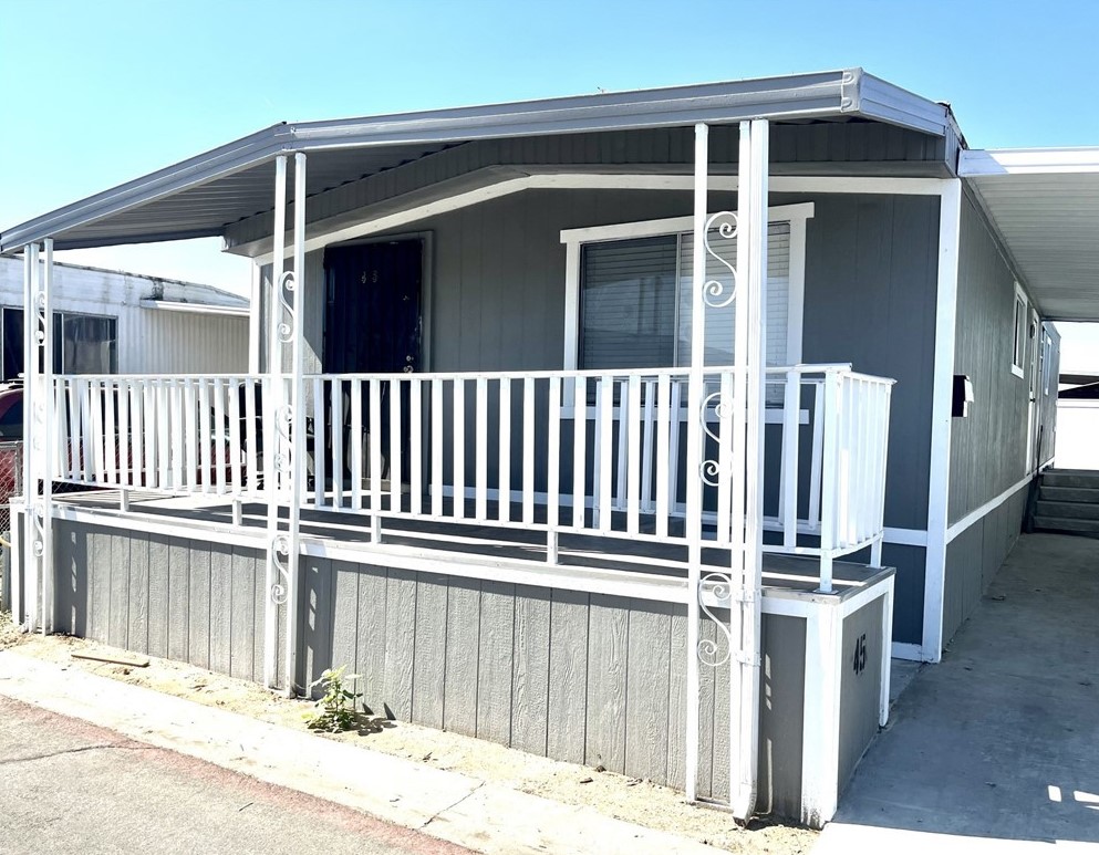 17225 Valley Blvd #45w, Fontana, CA 92335