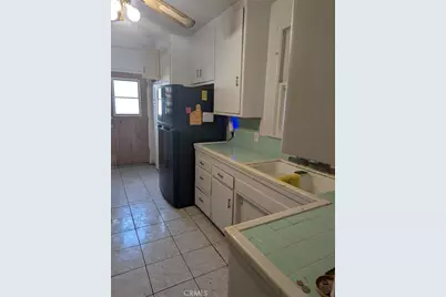 1619 W 136th Street, Compton, CA 90222 - Photo 2