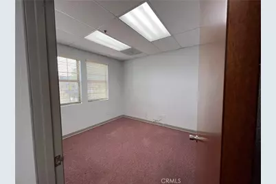 8689 Sierra Avenue #D, Fontana, CA 92335 - Photo 6