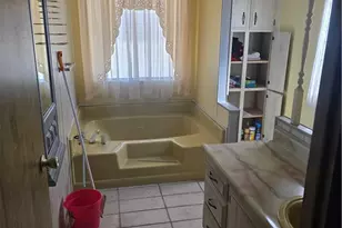 13393 Mariposa Rd, Victorville, CA 92395 - Photo 16