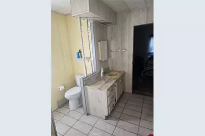 13393 Mariposa Road #220, Victorville, CA 92395 - Photo 12