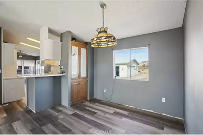 11330 Lakeview Avenue, Lucerne Valley, CA 92356 - Photo 10