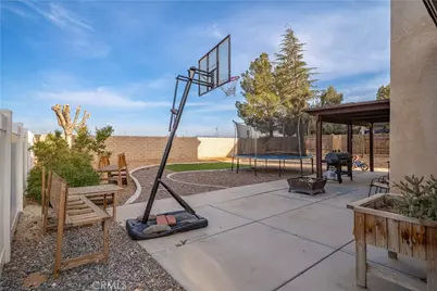 15543 Fairbanks Drive, Victorville, CA 92394 - Photo 48