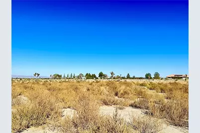 11975 Primavera Road, Pinon Hills, CA 92372 - Photo 2