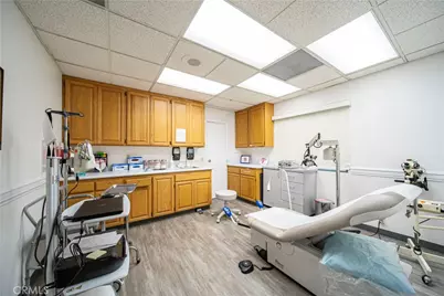 315 E Route 66 #102, Glendora, CA 91740 - Photo 26