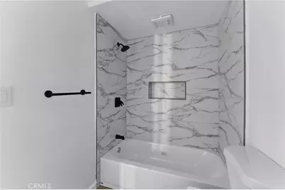 16313 Hunsaker Avenue, Paramount, CA 90723 - Photo 22