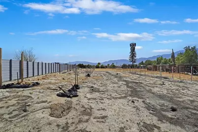 17750 Bubbling Wells Road, Desert Hot Springs, CA 92241 - Photo 32