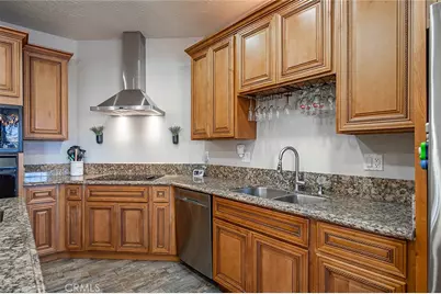 7922 Los Palmas Drive, Oak Hills, CA 92344 - Photo 14