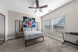 7922 Los Palmas Dr, Oak Hills, CA 92344 - Photo 34