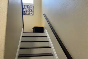 14105 Almond Grove Ct, Eastvale, CA 92880 - Photo 16