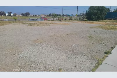 17693 Slover Avenue, Bloomington, CA 92316 - Photo 14