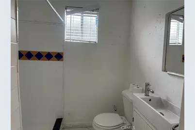 606 S Kern Avenue, East Los Angeles, CA 90022 - Photo 10