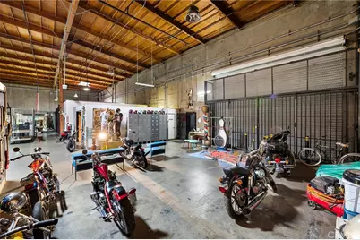 6760 Foster Bridge Boulevard, Bell Gardens, CA 90201 - Photo 18