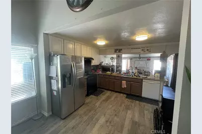 853 W Crestview Street, Corona, CA 92882 - Photo 8