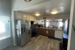 853 W Crestview St, Corona, CA 92882 - Photo 8