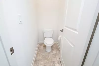 16020 Sunny Court, Fontana, CA 92336 - Photo 26