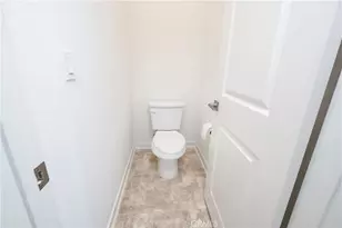 16020 Sunny Ct, Fontana, CA 92336 - Photo 26