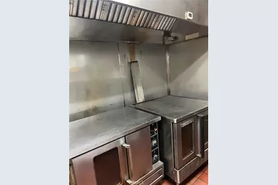 1128 W Mission Boulevard, Ontario, CA 91762 - Photo 12