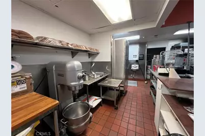 1128 W Mission Boulevard, Ontario, CA 91762 - Photo 8