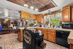 12943 Lupine Ct, Yucaipa, CA 92399 - Photo 6