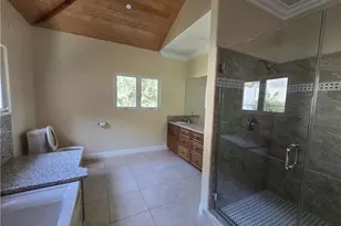 1630 Bridgeport Dr, Los Angeles, CA 90065 - Photo 12