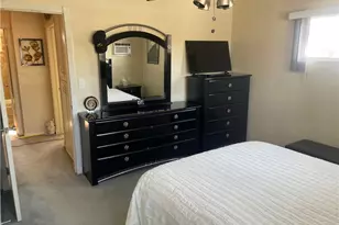 927 W 6th St, San Pedro, CA 90731 - Photo 14