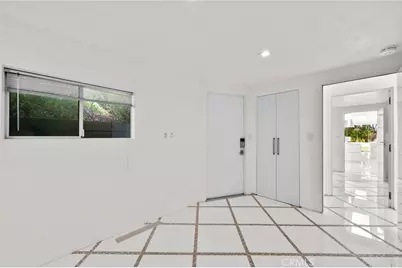 1046 N Hillcrest Road, Beverly Hills, CA 90210 - Photo 54