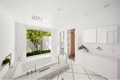 1046 N Hillcrest Road, Beverly Hills, CA 90210 - Photo 40