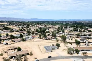 18251 Hiawatha Rd, Apple Valley, CA 92307 - Photo 24