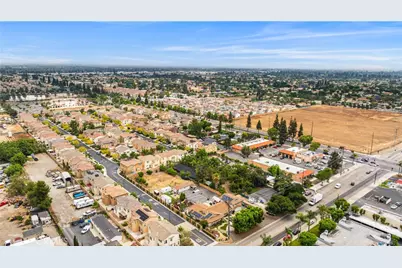 11628 Solaire Way, Chino, CA 91710 - Photo 18