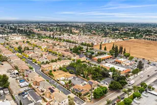 11628 Solaire Wy, Chino, CA 91710 - Photo 18